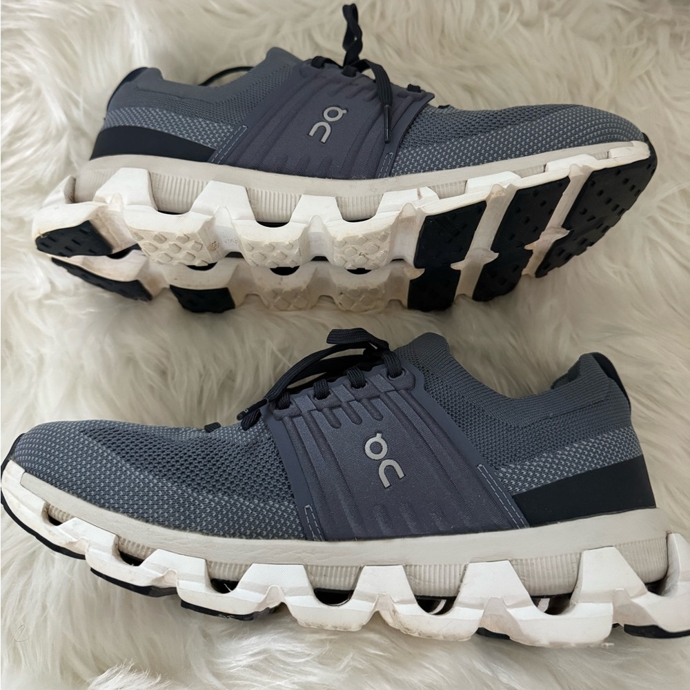 On Running Shoe Cloudswift 3 in blue and white - Picture 10 of 14